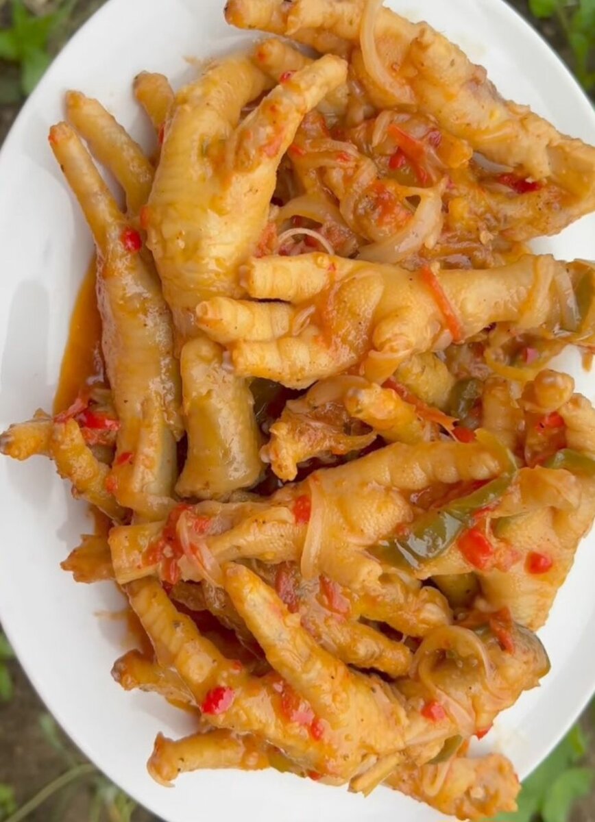 Pieds de poulet épicés