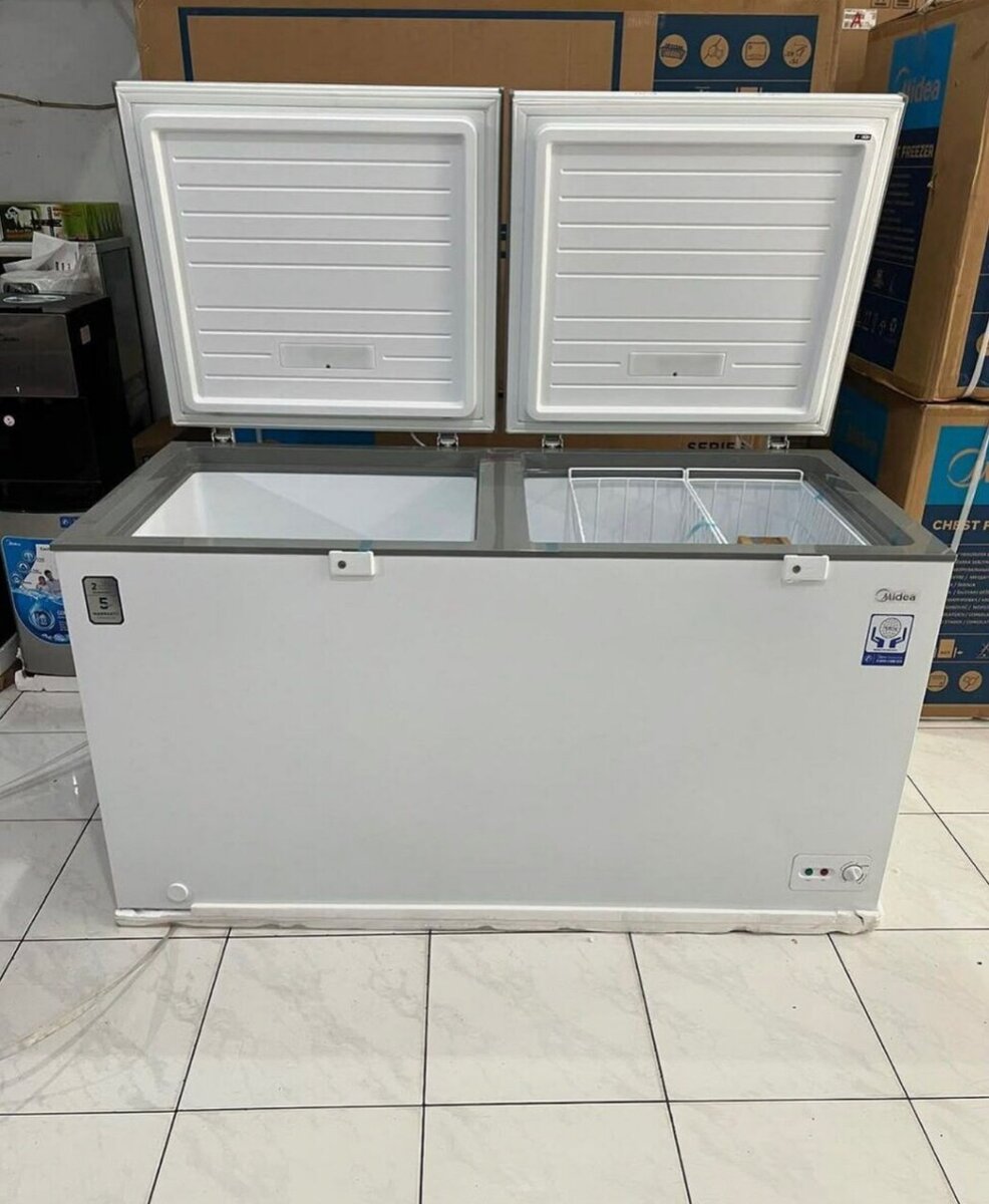 MEDIA DEEP FREEZER
