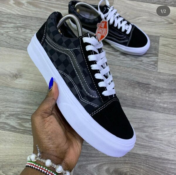 Vans authentique