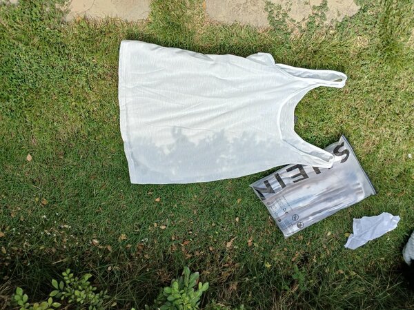 Sleeveless wear