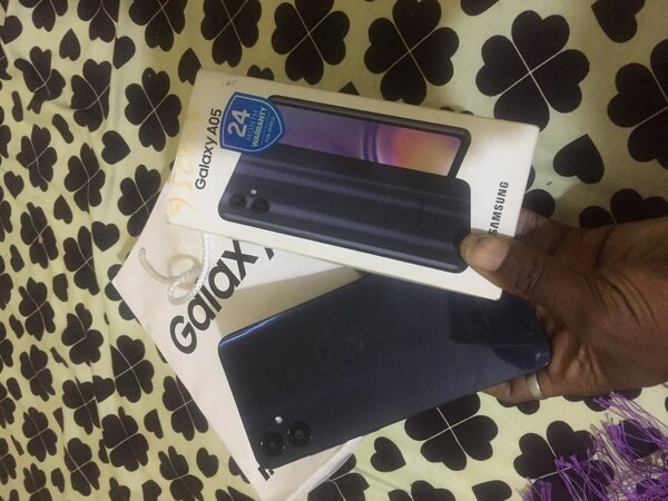 Samsung Galaxy A05 Smartphone