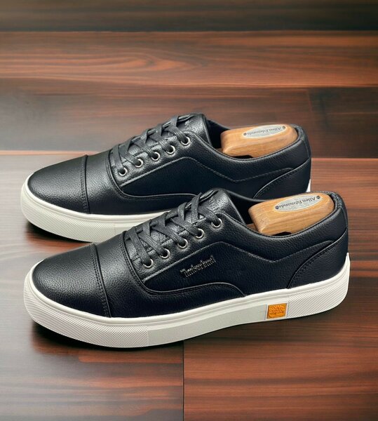 TIMBERLAND BLACK