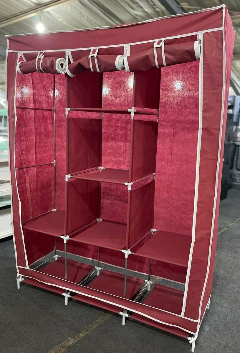 Portable wardrobes