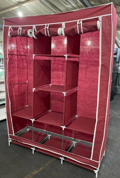 Portable wardrobes