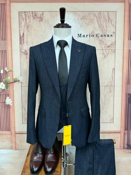 Suit