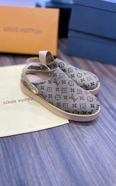 Slippers