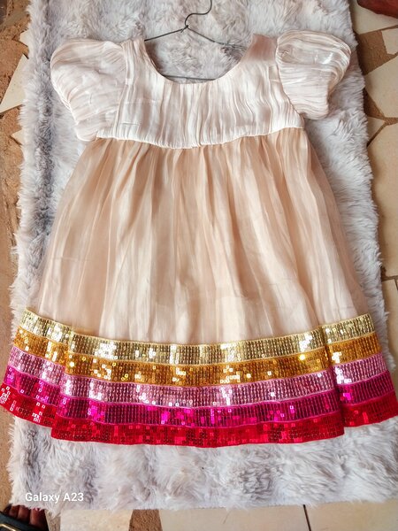 Straight dress