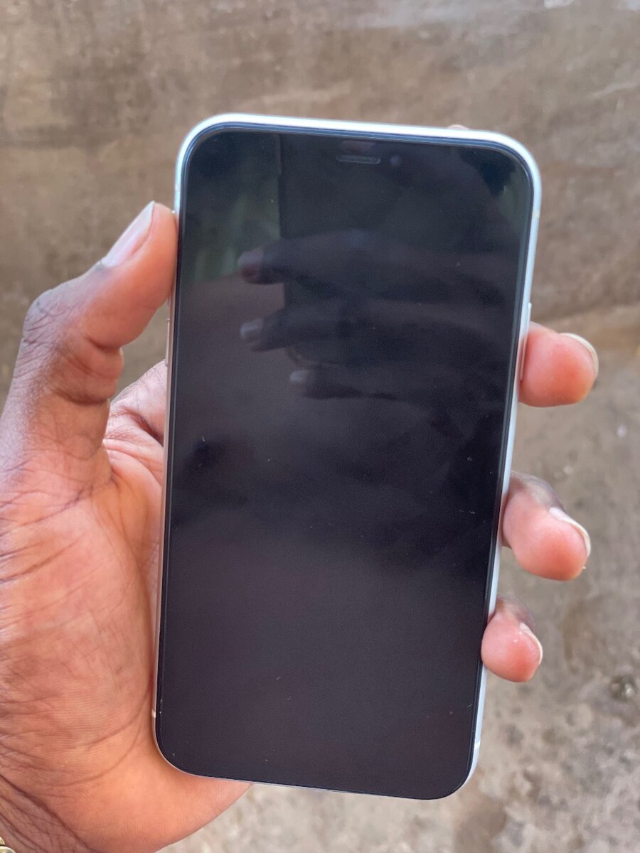 iPhone XR