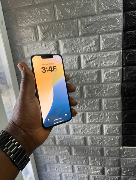 iPhone 14