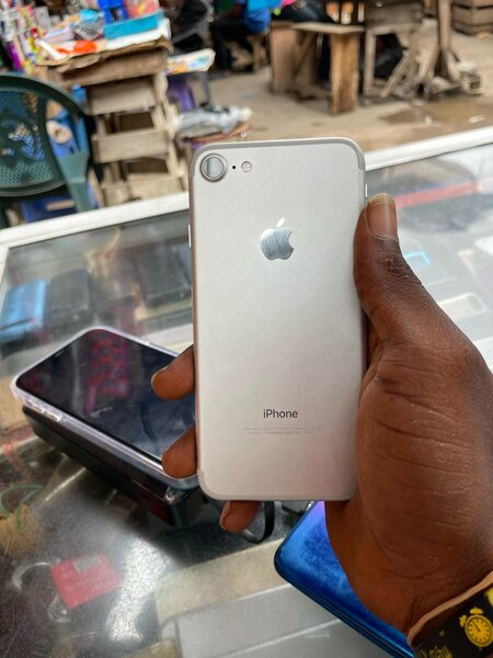 iPhone 7G