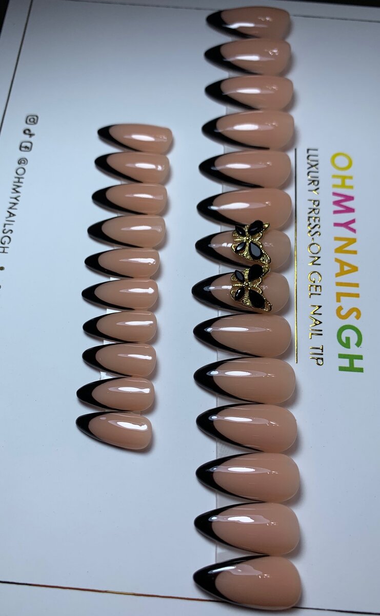 PRESS-ON GEL NAILS