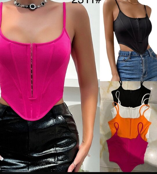 Corset chic