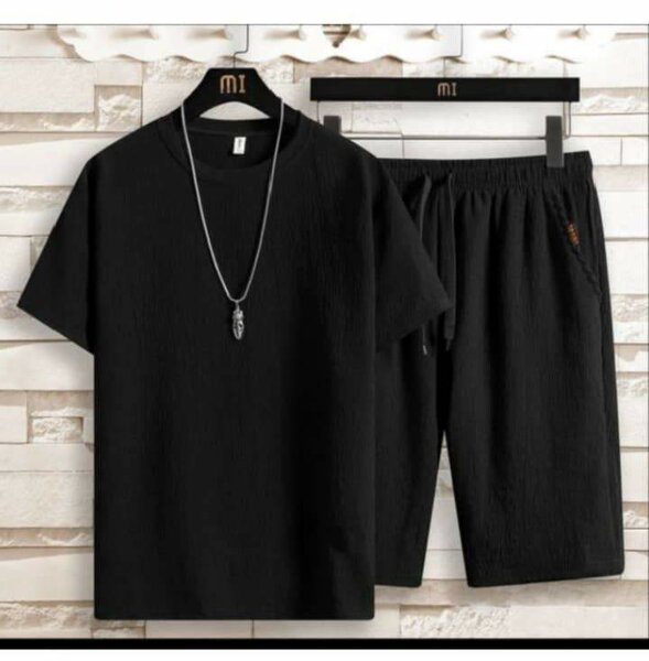 Bon complet noir disponible