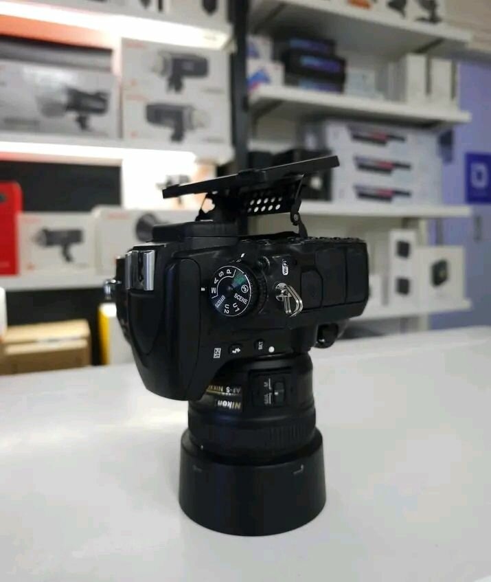 Nikon D750 avec objectif Nikkor