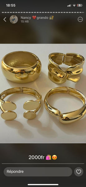 Bracelets larges dorés