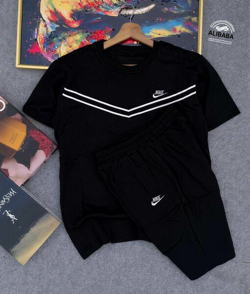Ensemble sportif Nike tendance