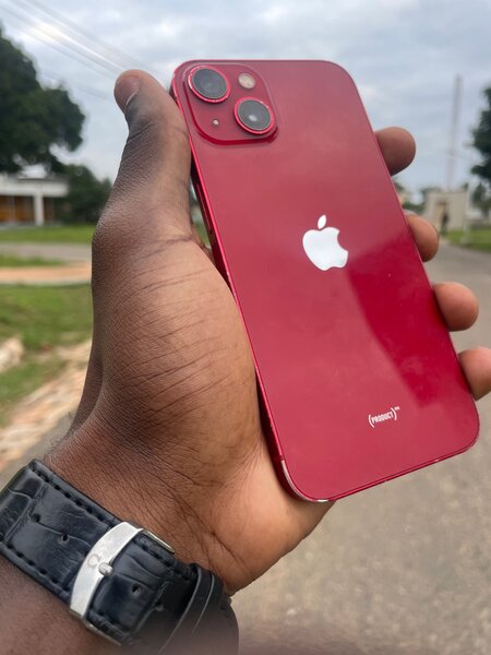 iPhone 13