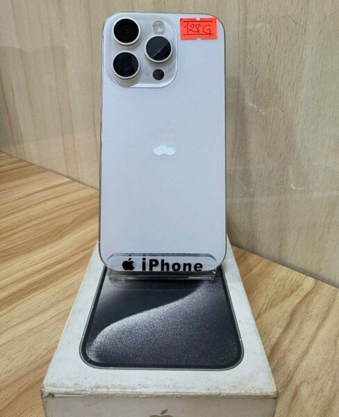 iPhone 128GB Blanc
