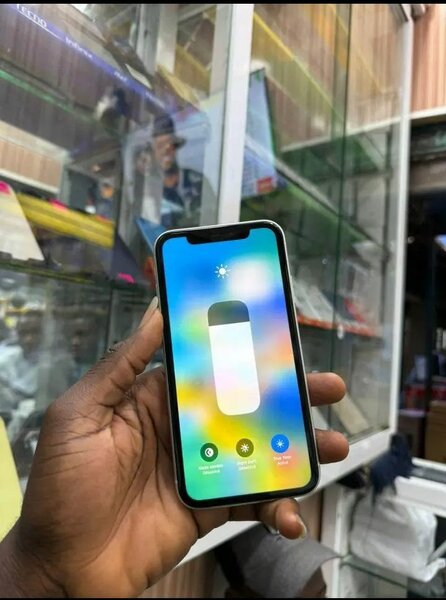 iPhone XR