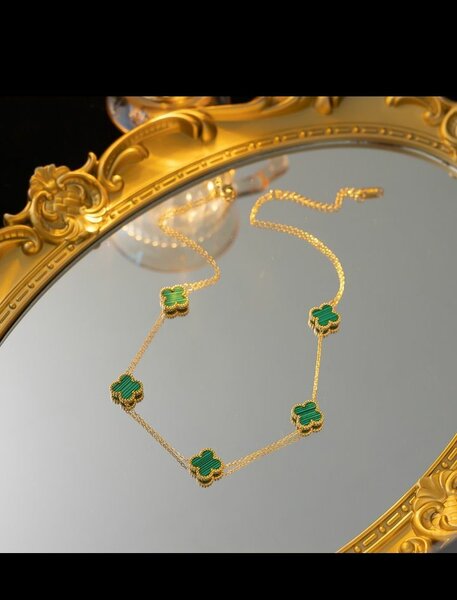 Neckless
