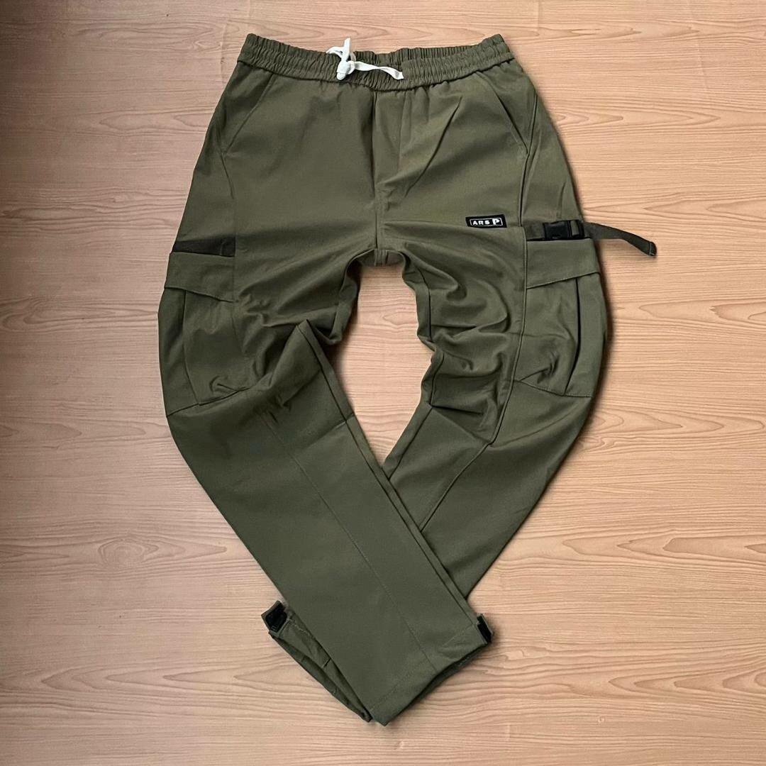 Baggy side pockets