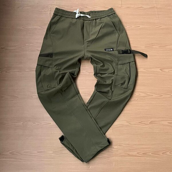 Baggy side pockets