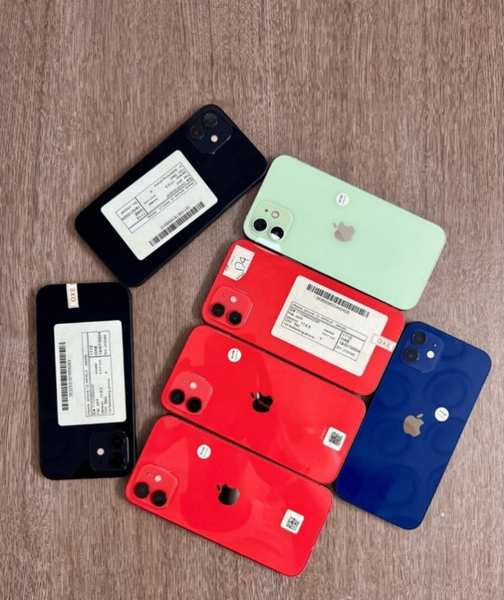 iPhone 12  128go