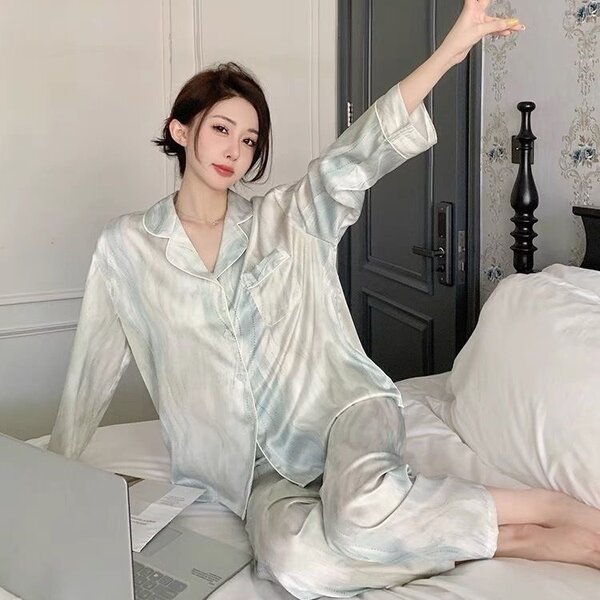 Night wear