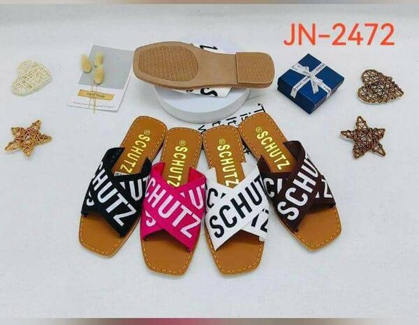 Ladies slippers