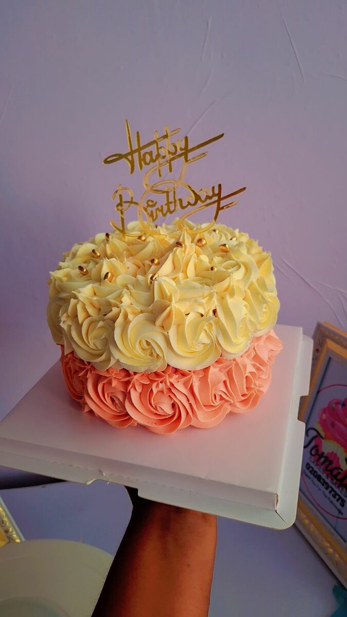 Floral Rossett Cake
