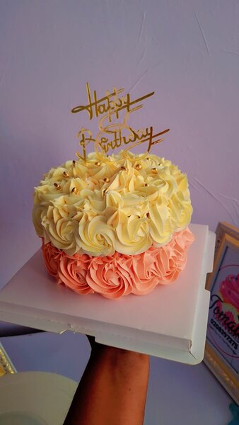 Floral Rossett Cake