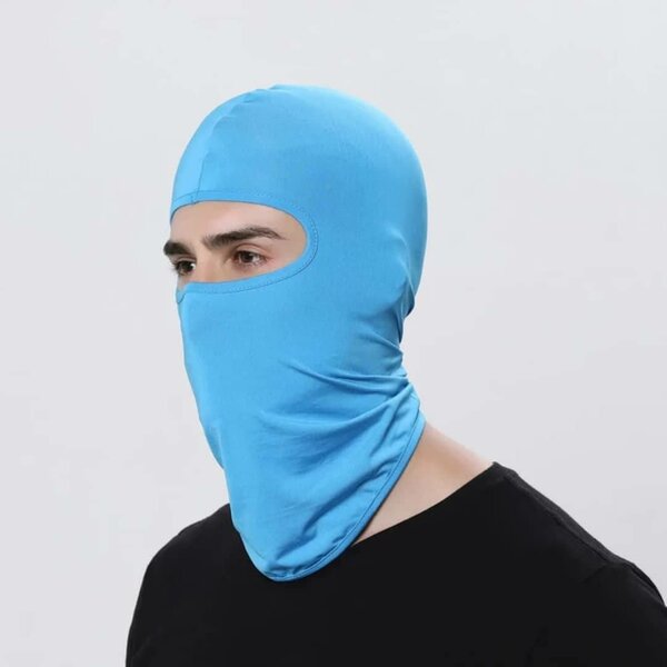 Cagoule sportive coupe-vent