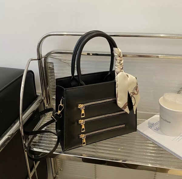 Ladies bag
