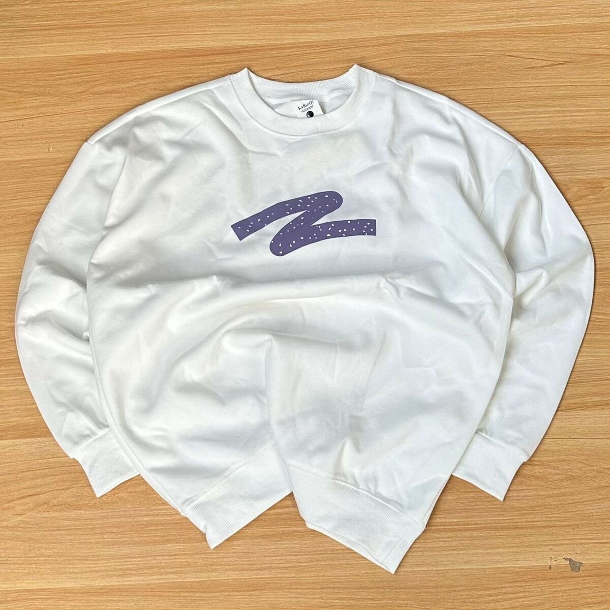 Sweat shirts