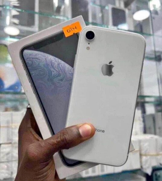 iPhone XR