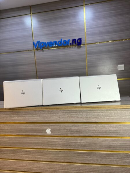 HP Elite book 840 G5 core i5 8GB Ram 256GB SSD with keyboard