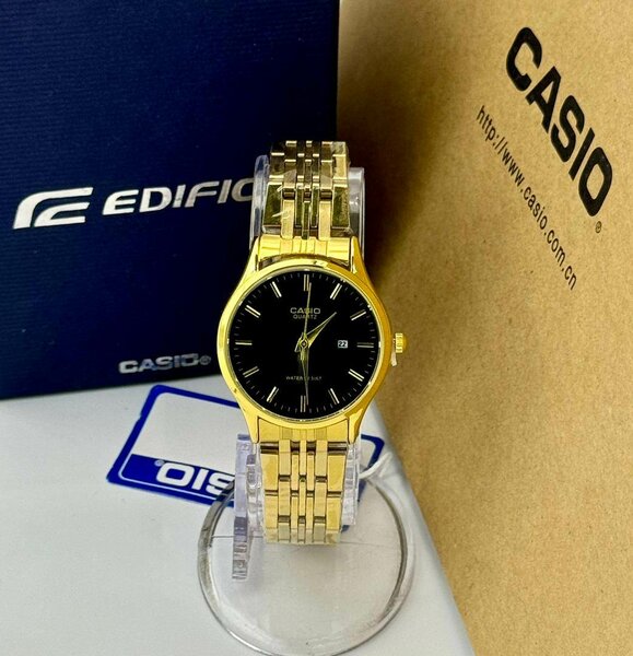 MONTRE FEMME  CASIO
