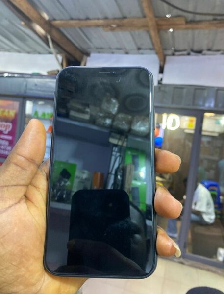 iPhone XR