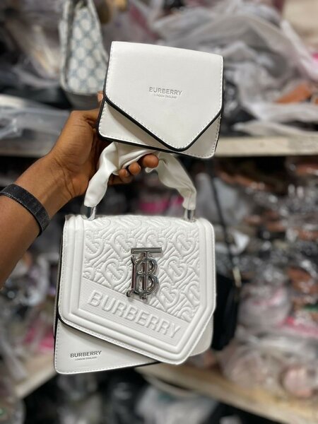 Quality ladies Burberry handbags
