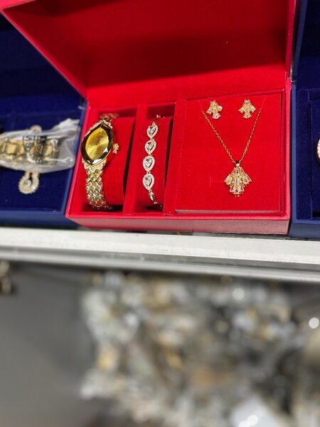 Jewelry set