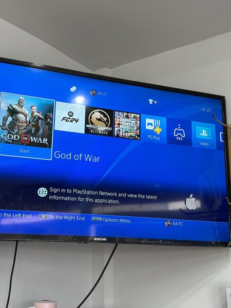 PS4 Slim