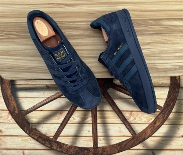 Adidas Broomfield