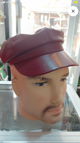 Caps