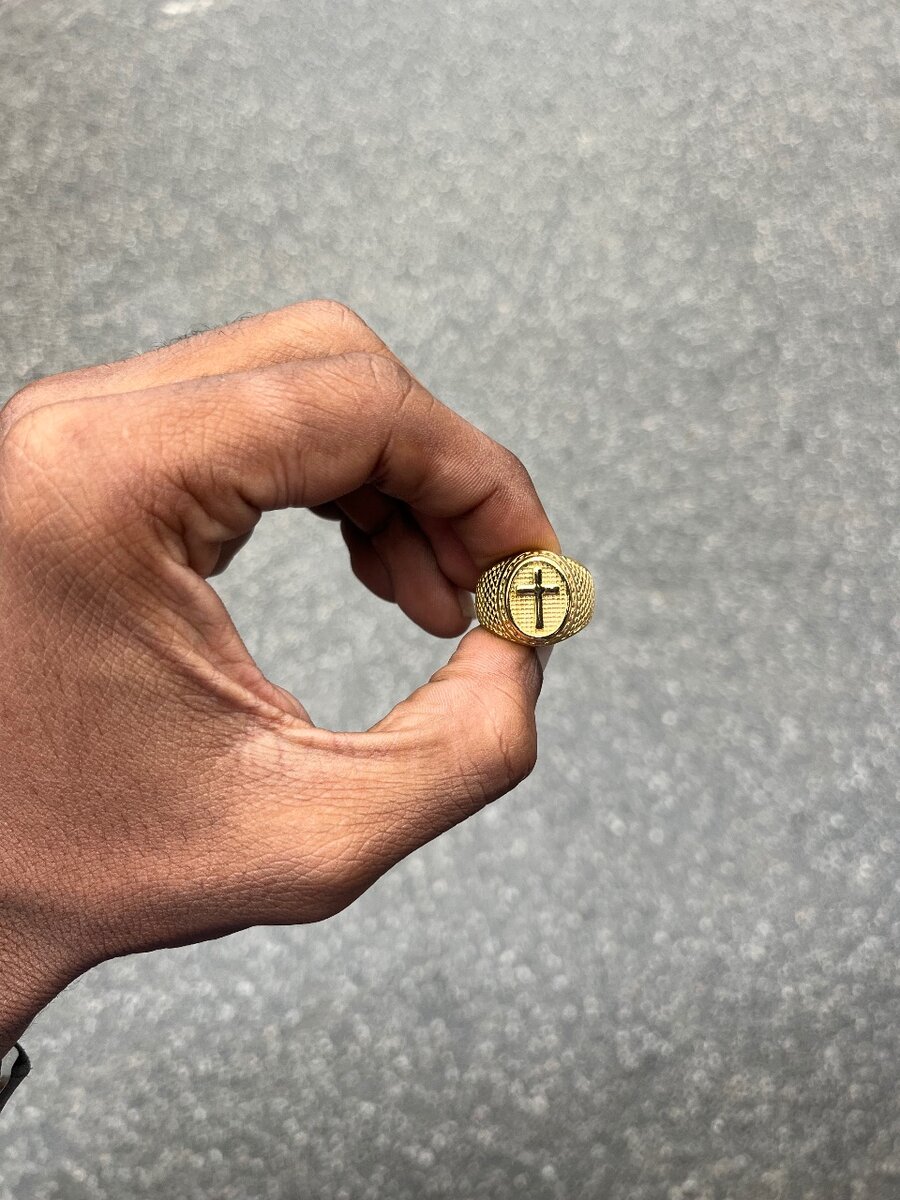 Bague Croix Dorée Unique