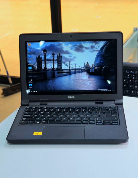DELL LATITUDE 3160