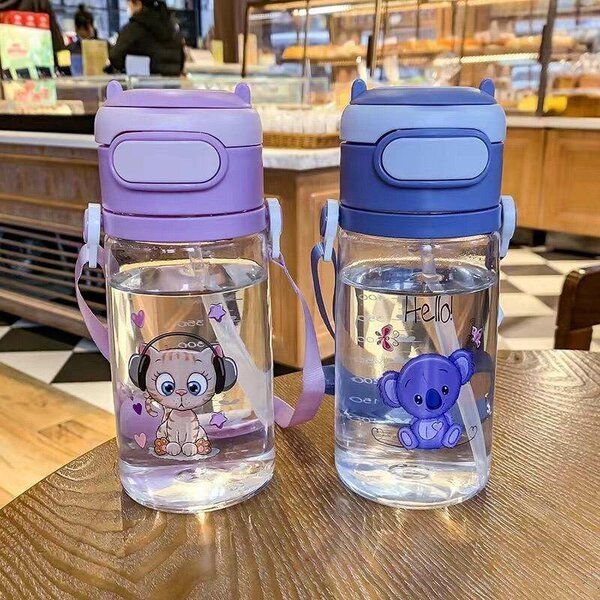 Kids bottle with straw