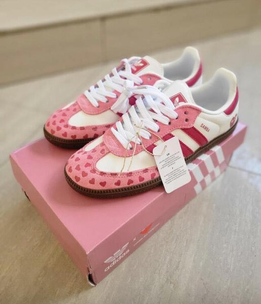 Women shoes