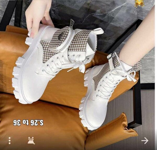 Chaussures importé