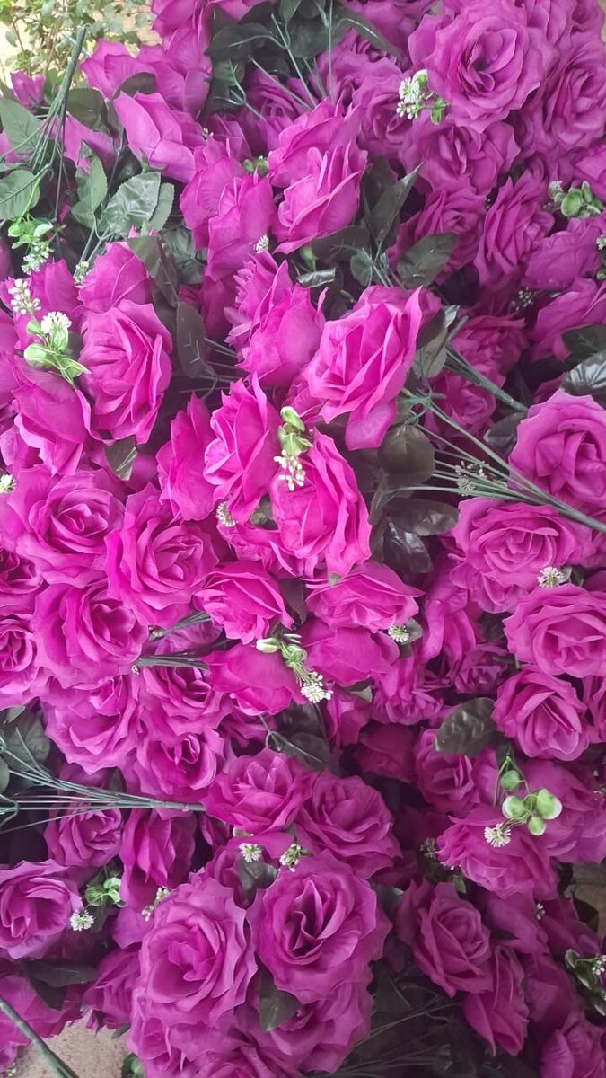 Roses artificielles décoratives