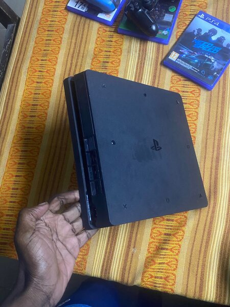 PlayStation 4